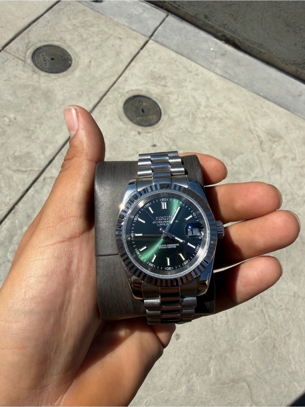 Stainless Steel Wristwatch with Green Sunburst Dial SEIKO MOD